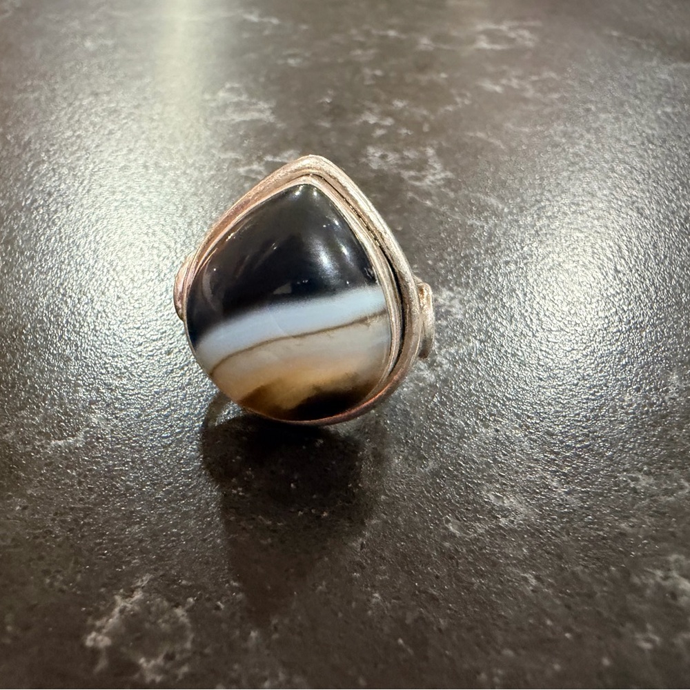 Teardrop Agate Ring - image 2